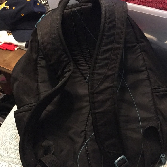 Dakine backpack - Picture 4 of 6